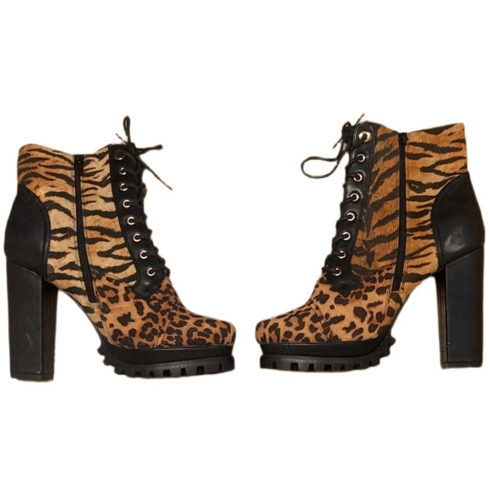 Size 11 its brand - 5 inch Leopard Print Lace-Up Ankle Boots